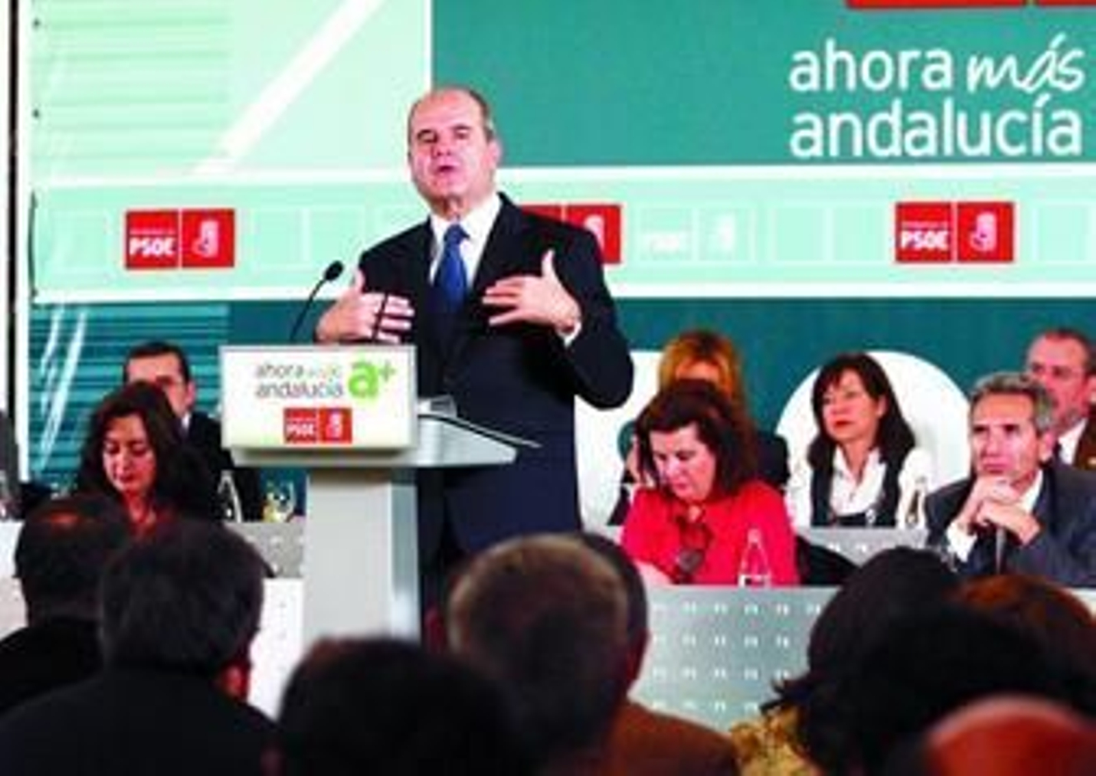 Manuel Chaves, durante su intervención ayer en el Comité Director del PSOE.