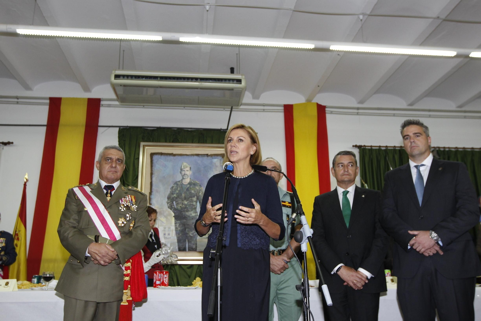 La ministra de Defensa durante su intervención en el Salón Noble.