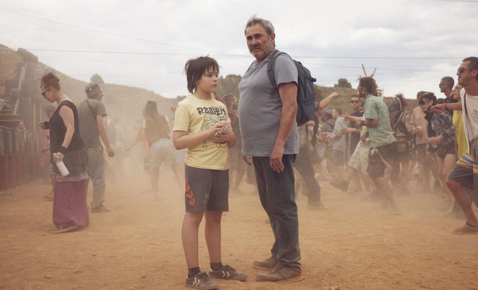 Fotograma del filme 'Sirat ', de Oliver Laxe.