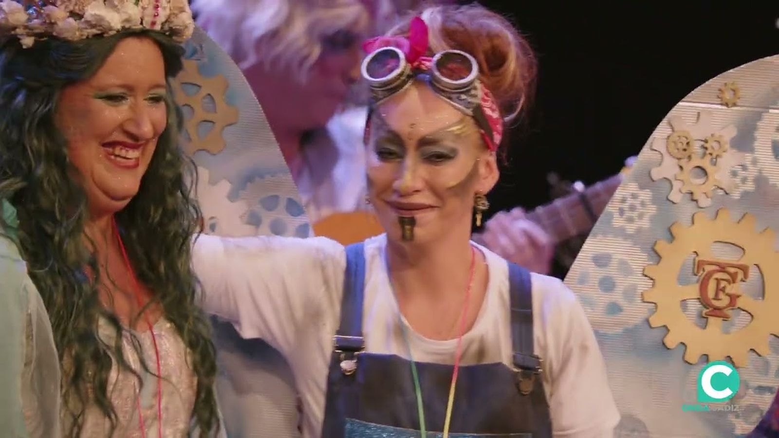 Comparsa, Con la primera risa - Preliminares