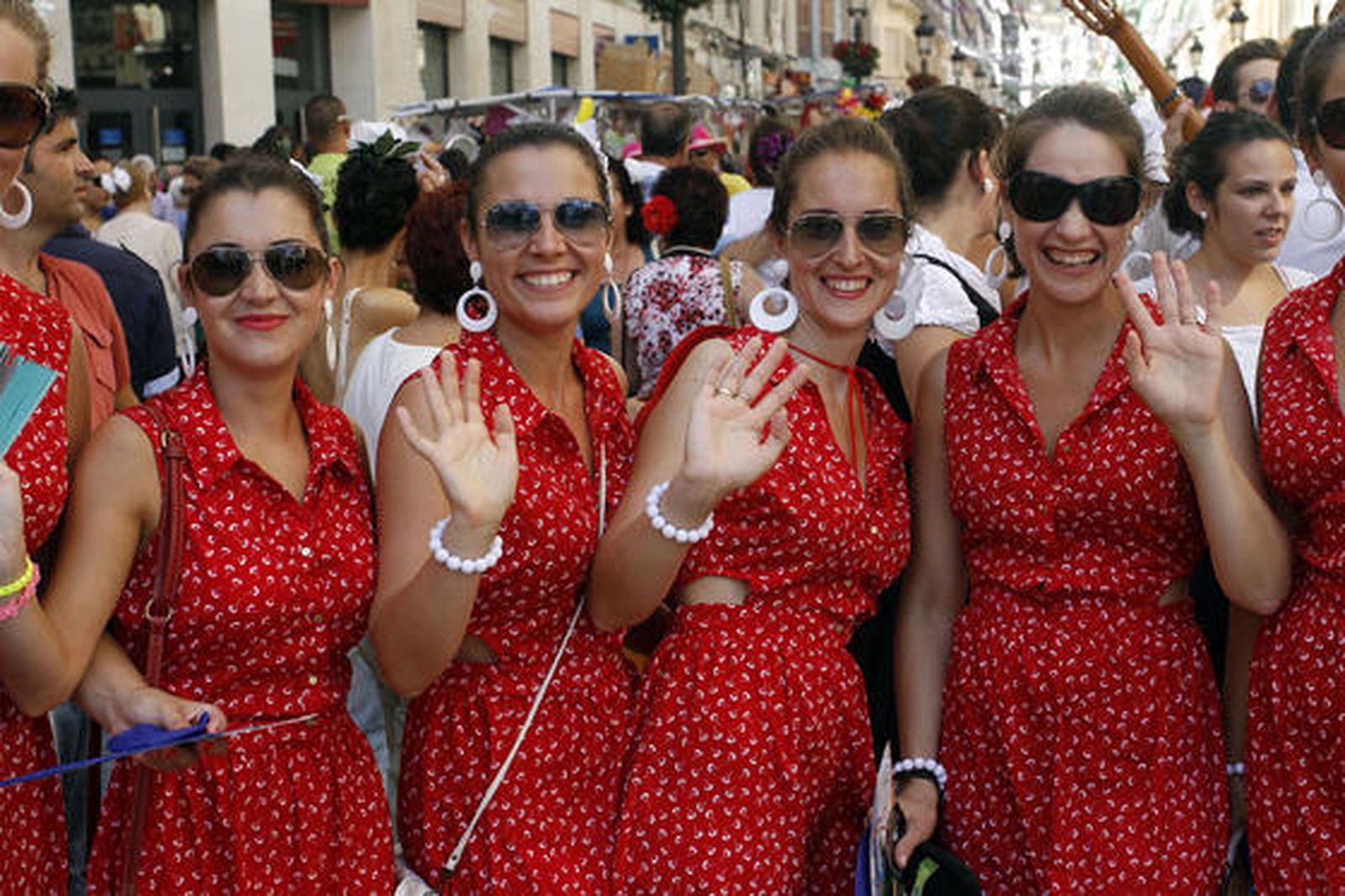 Hora de barrer la fiesta 

Foto: Lorena Avilés