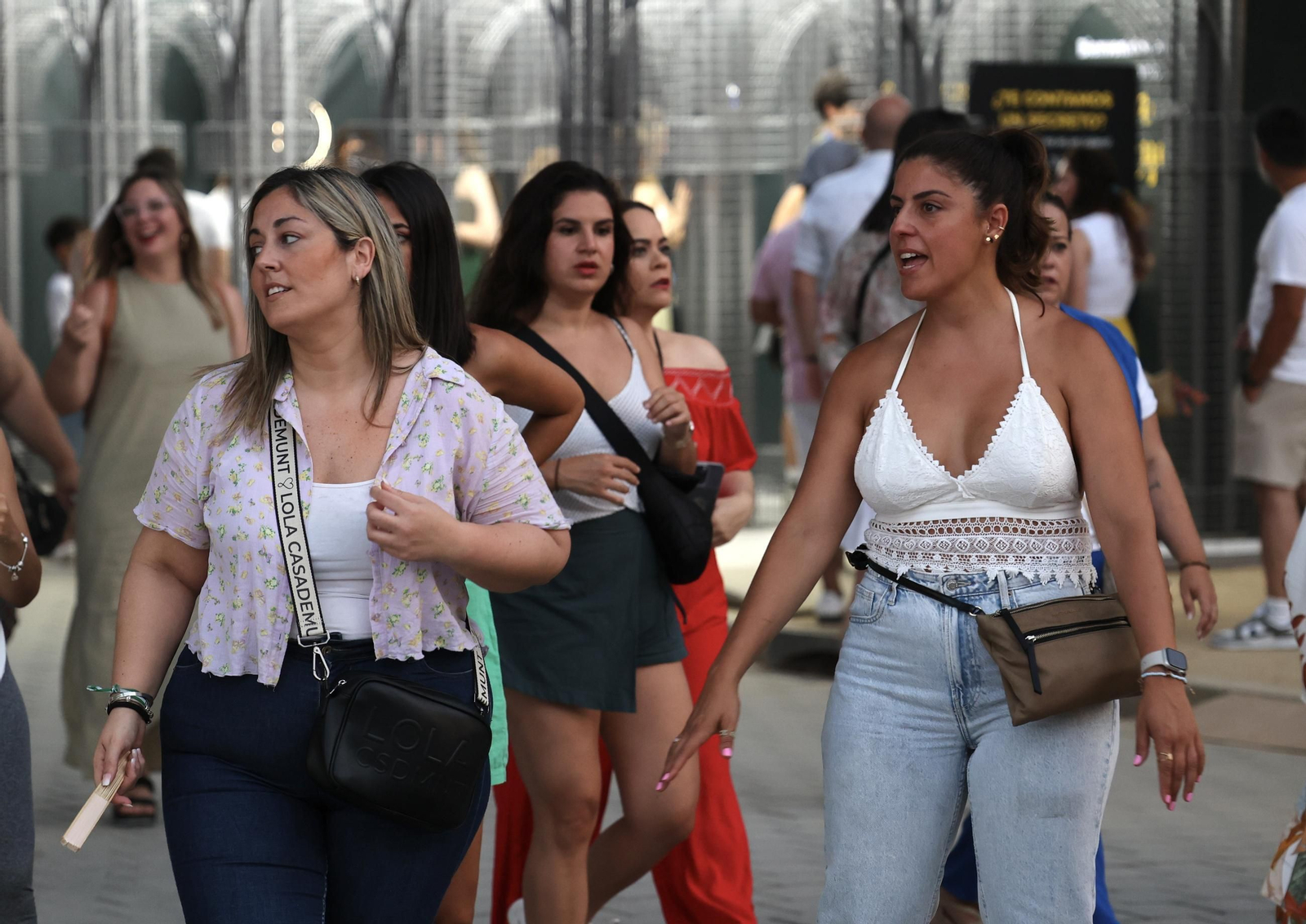 Búscate en las fotos del concierto de Los Caños en Sevilla