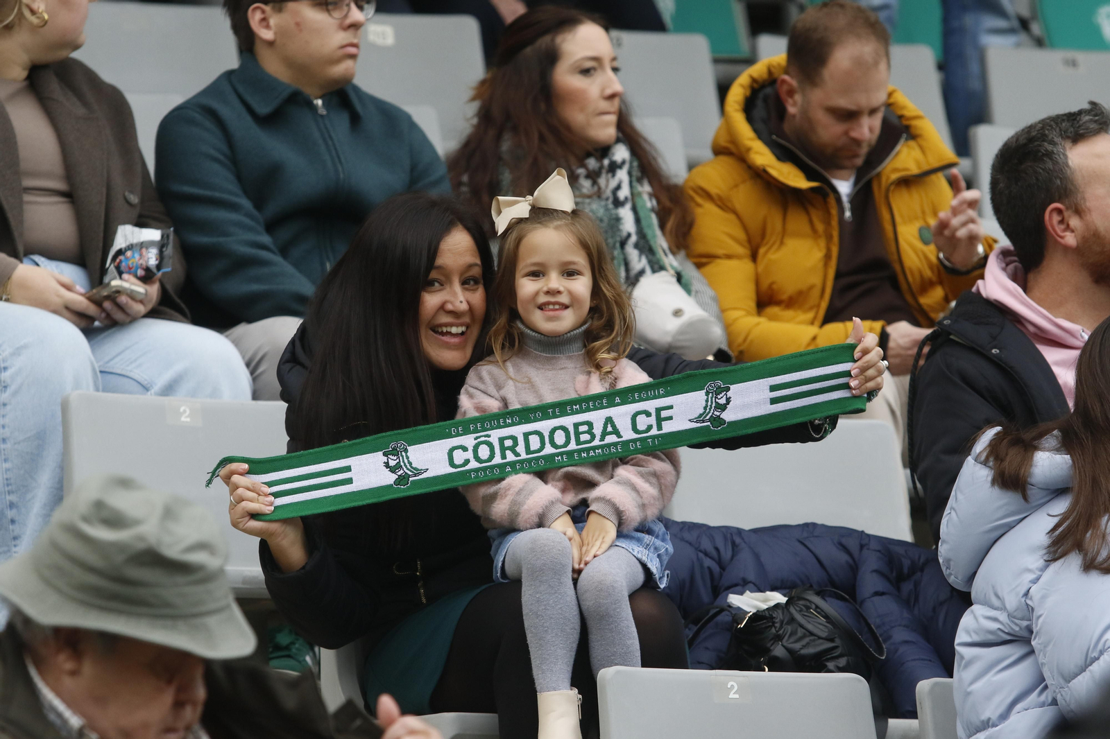 Las mejores fotos del ambiente en El Arcángel para el Córdoba CF - Intercity