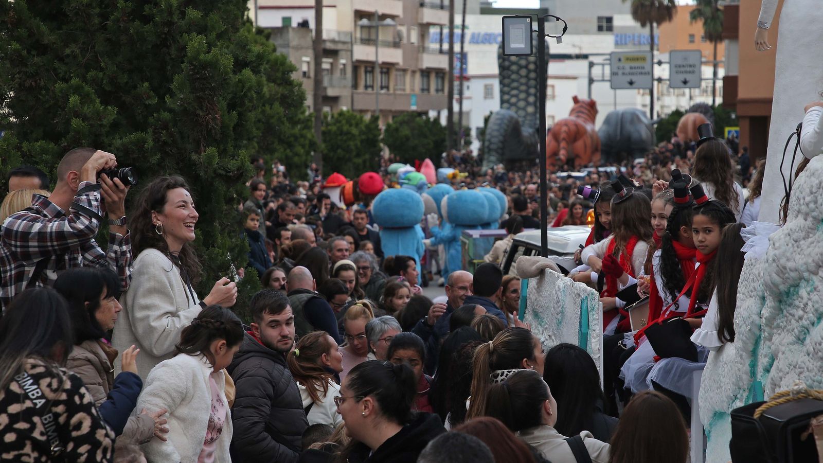 Fotos de la cabalgata de los Reyes Magos en Algeciras