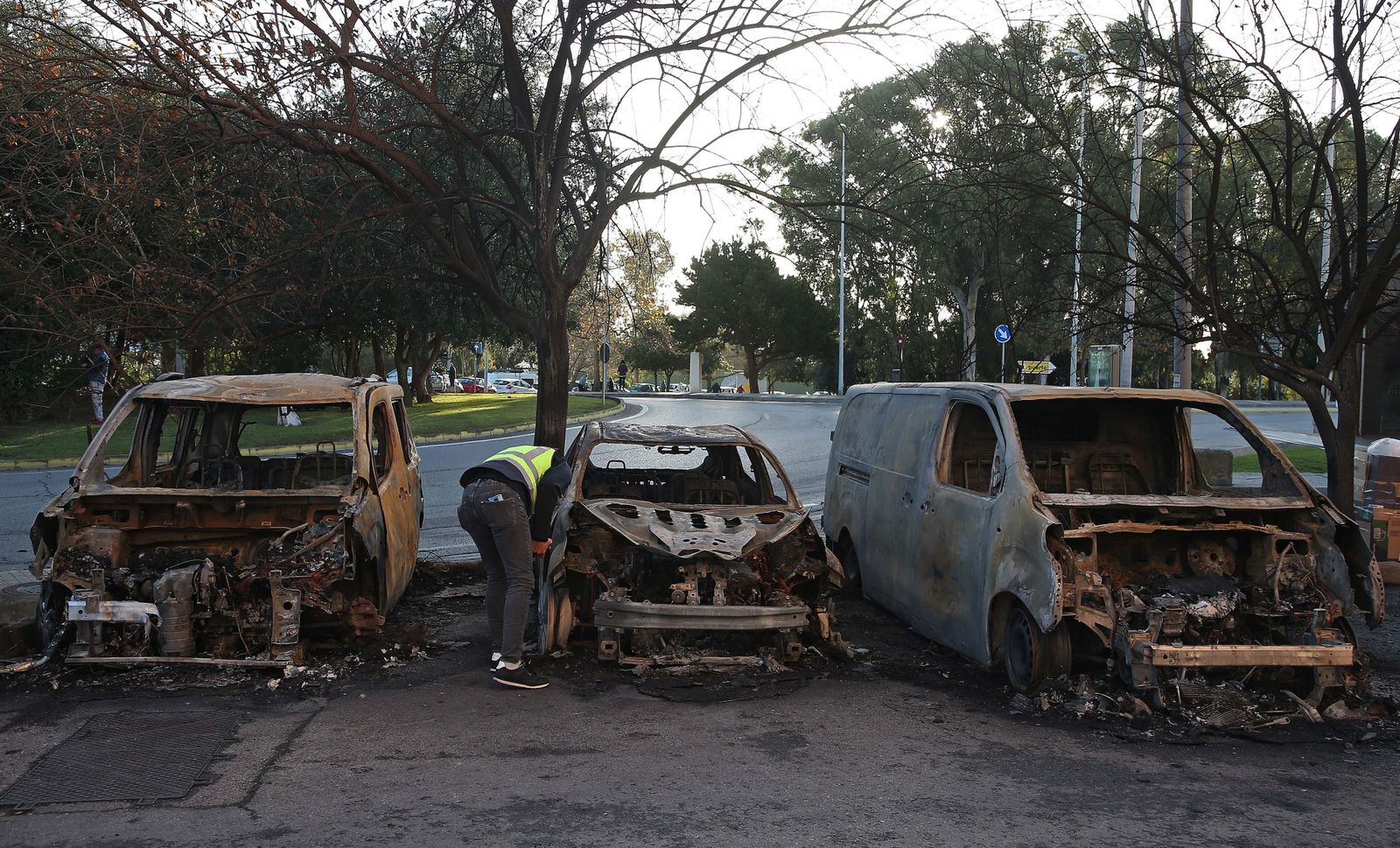 Fotos de los coches calcinados en San José Artesano