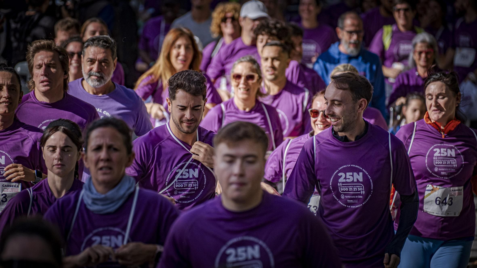 Búscate entre las imágenes de la III Carrera de Cádiz por la Eliminación de la Violencia contra las Mujeres