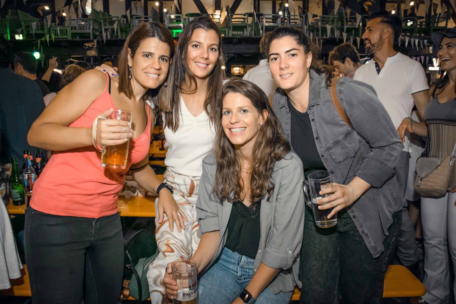 Búscate en el OktoberFest de Plaza Canterbury del sábado 8