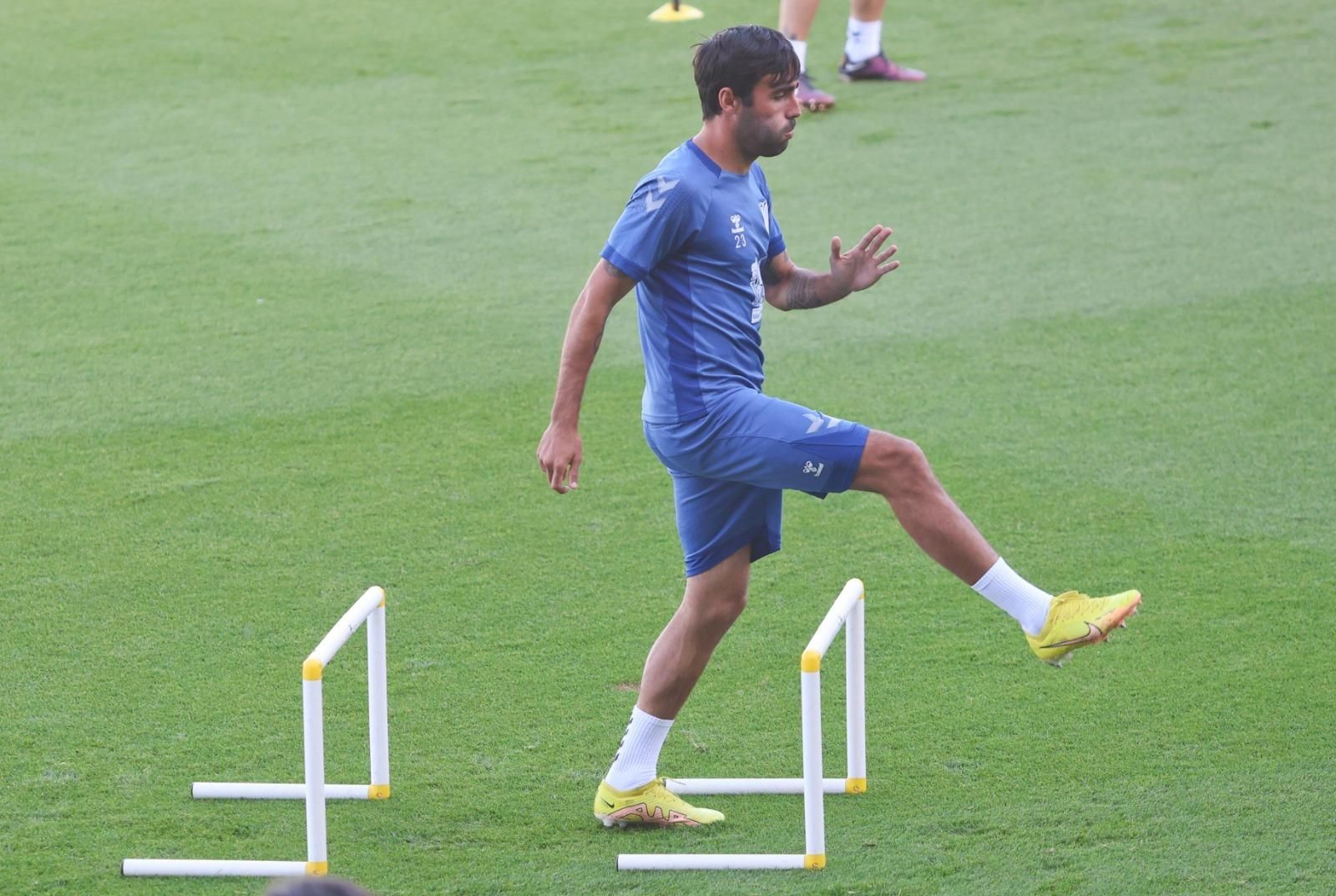Primer entrenamiento de esta semana del Málaga, en fotos