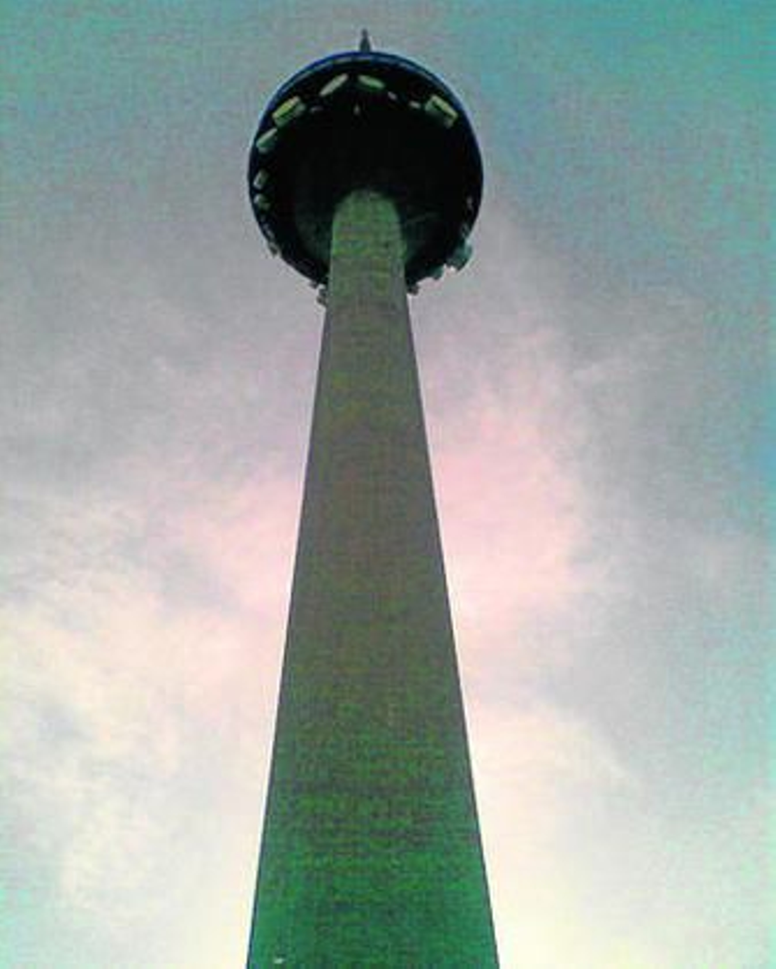 Pirulí de RTVE, sede de los servicios informativos.