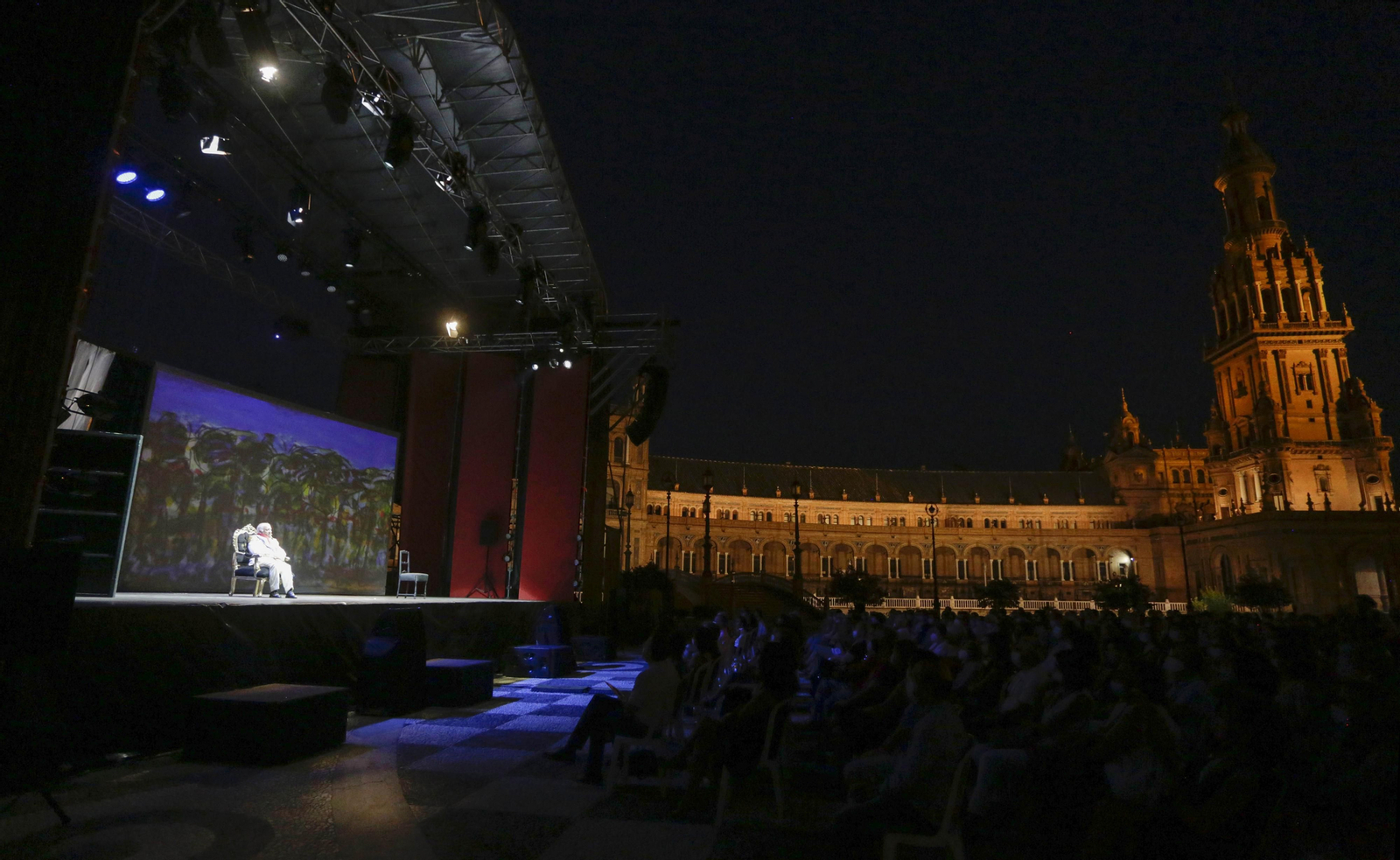 Escenario montado el verano pasado en la Plaza de España para celebrar un evento.