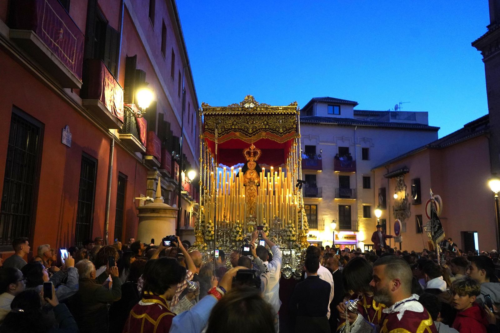 Las mejores fotos del Miércoles Santo en Granada