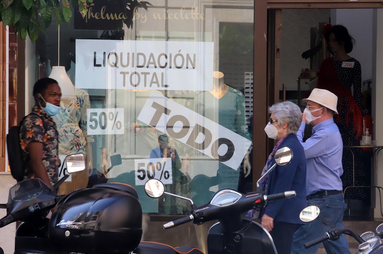 Imagen de archivo de un comercio de Huelva.