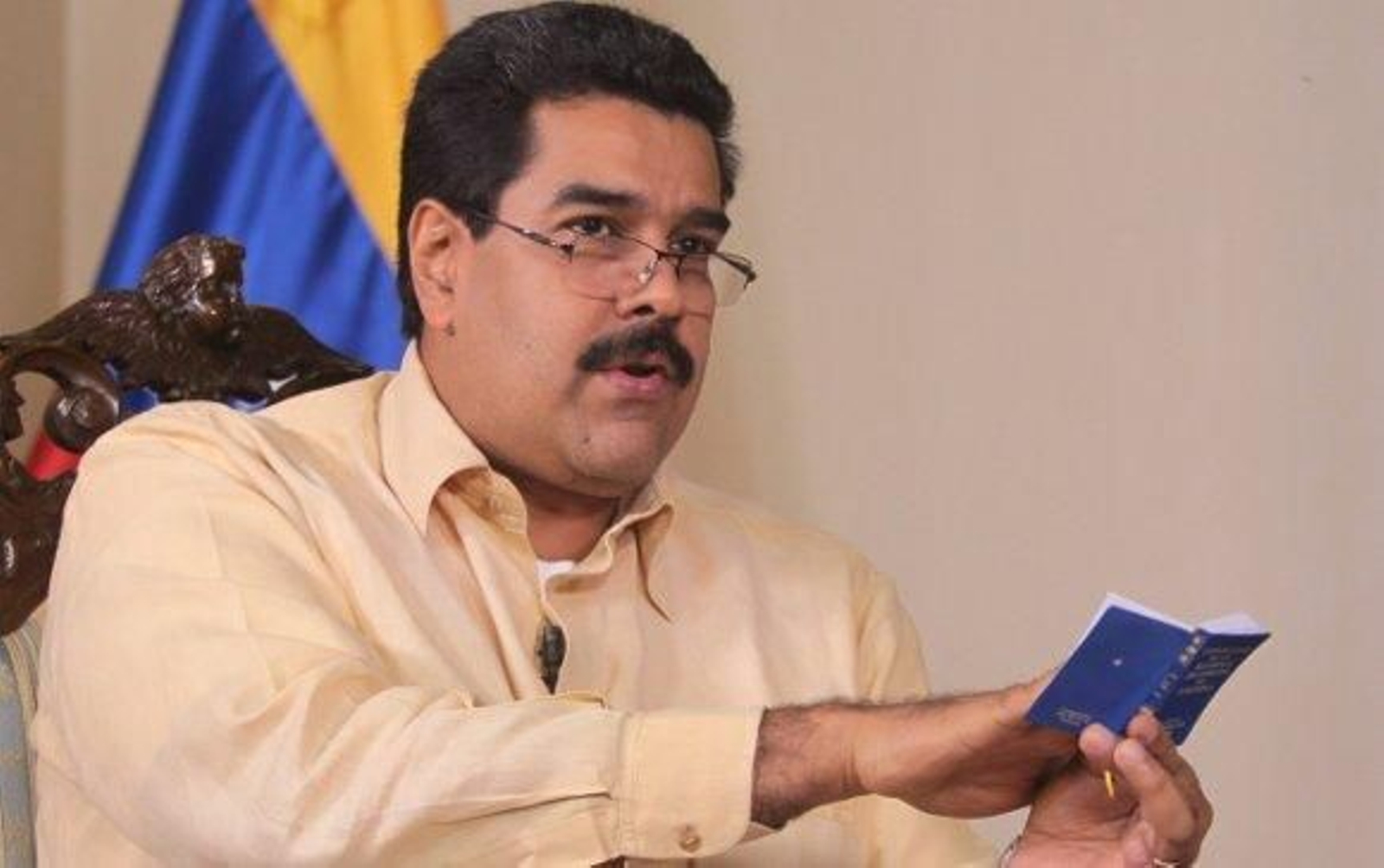 Maduro abre la puerta a que Chávez jure su cargo más tarde del 10 de enero