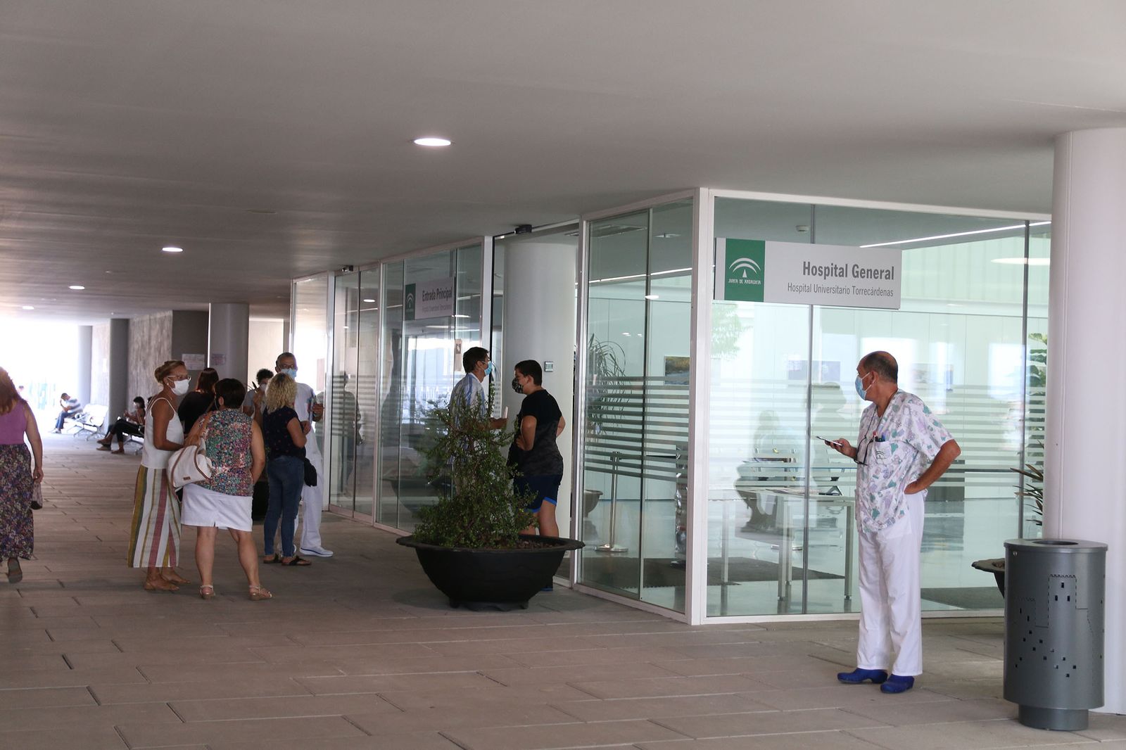 El ‘atasco’ de las listas de espera de Almería se concentra en diez especialidades