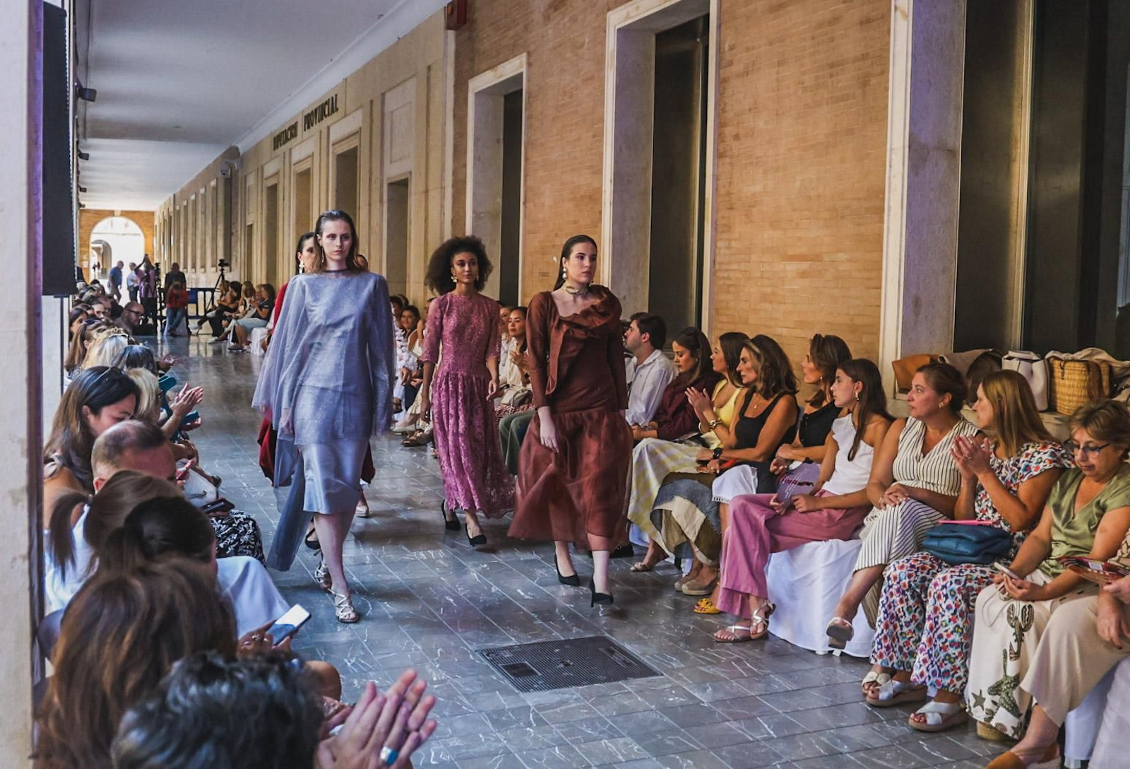 Imágenes de la pasarela 'Huelva Provincia de Moda'