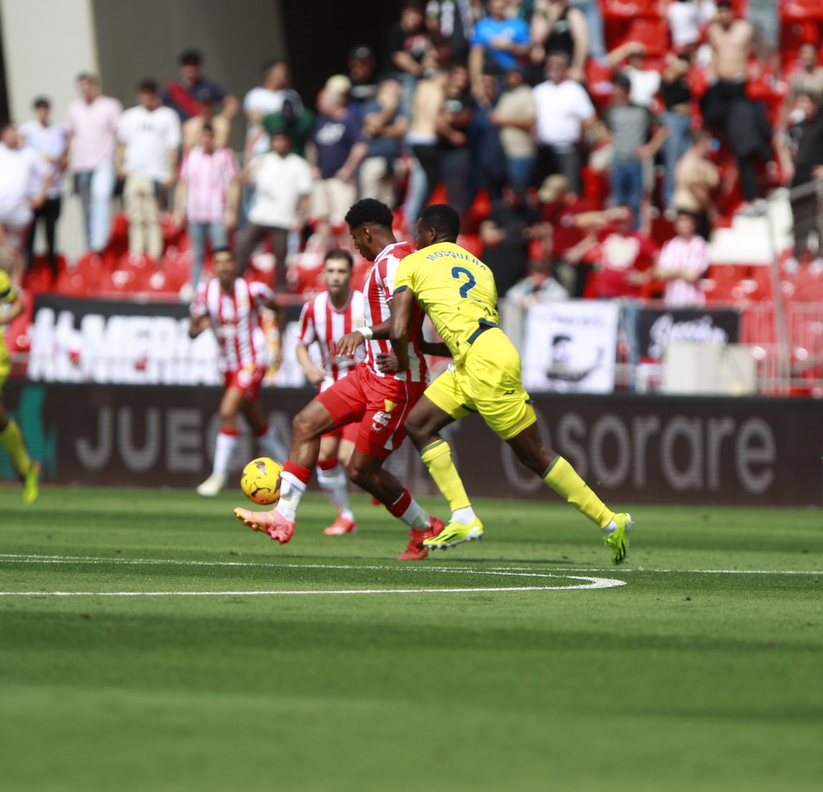 Las mejores imágenes del partido de fútbol U.D. Almería-Villarreal C.F.