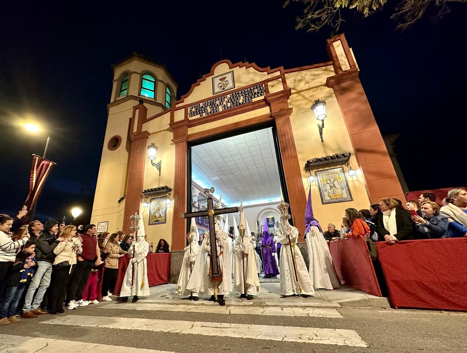 El Cautivo desfila el Miércoles Santo en Fuengirola, en imágenes