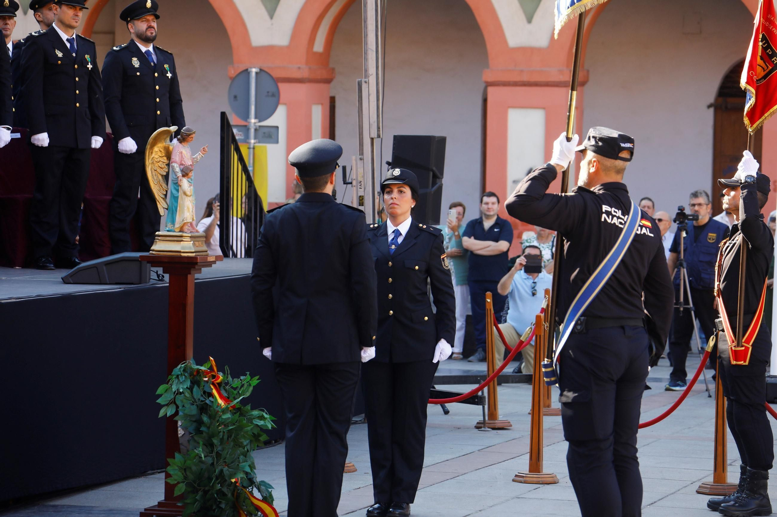 Las mejores imágenes del Día de la Policía Nacional en Córdoba