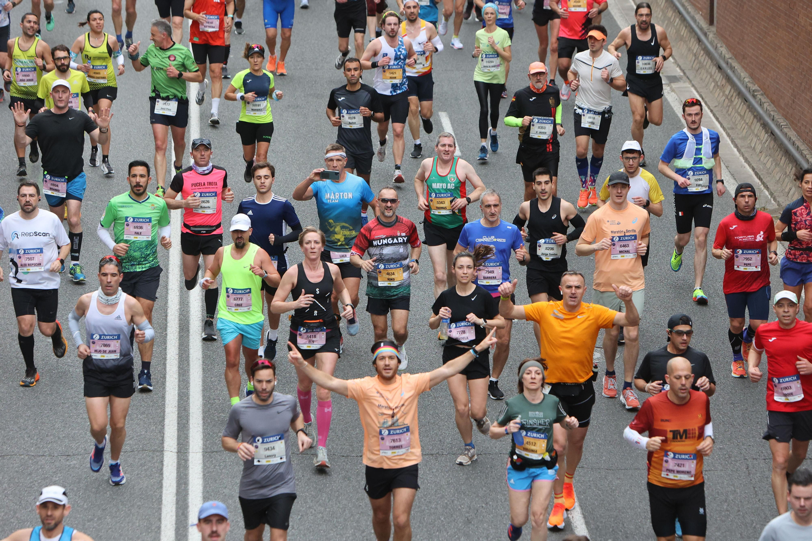 Búscate en la maratón de Sevilla 07