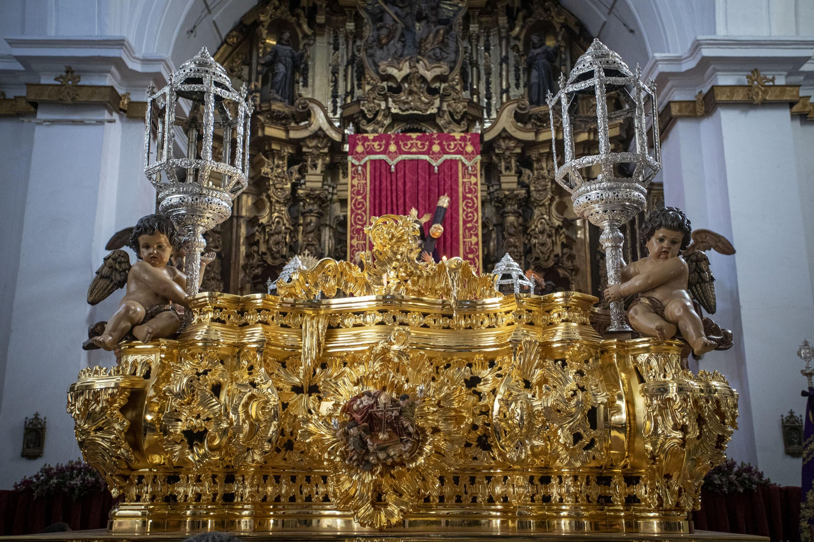 Imágenes del nuevo paso del Nazareno de Cádiz