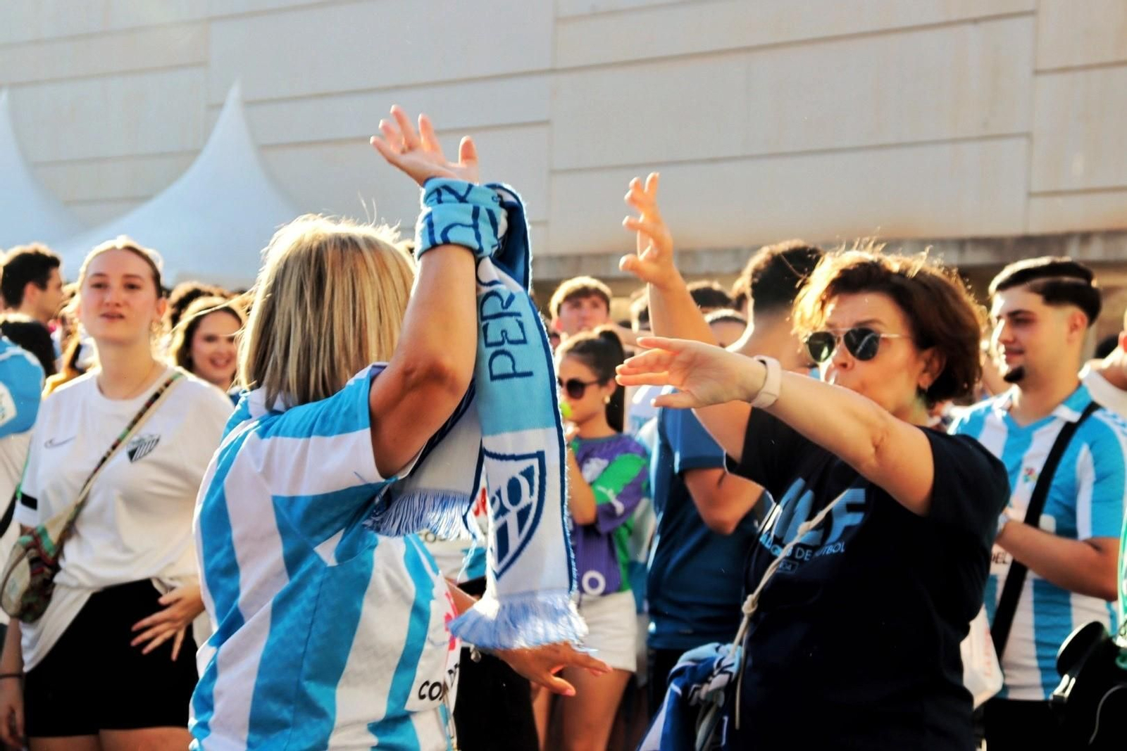 La madrugada interminable con la que Málaga celebró el ascenso