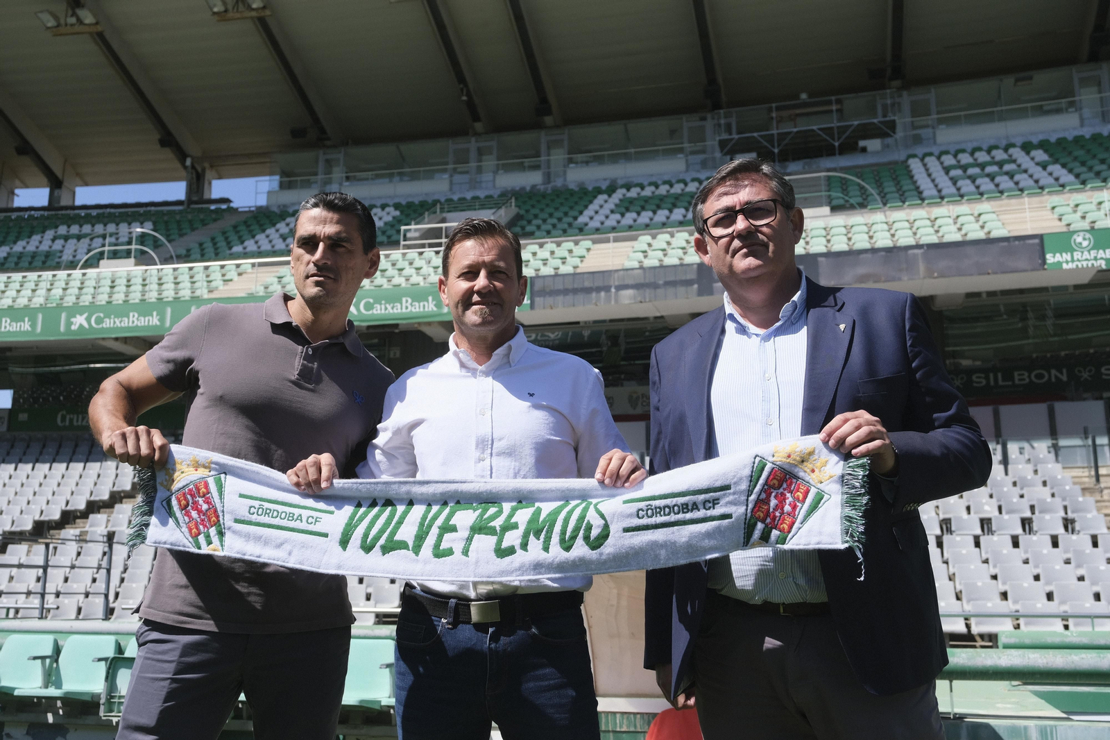 La presentación de Manuel Mosquera como técnico del Córdoba CF, en imágenes