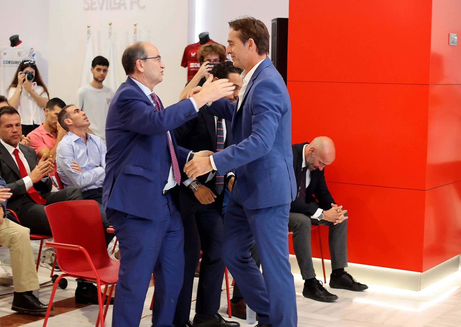 Lopetegui se despide en r.p.