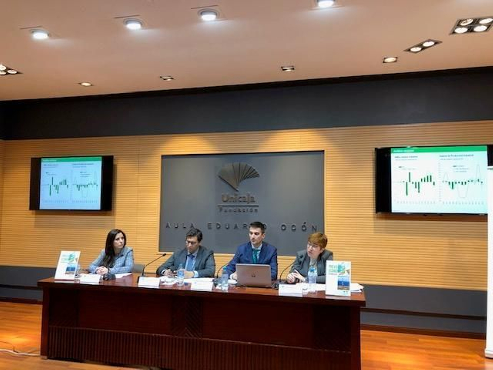 Un momento de la presentación del informe esta mañana.