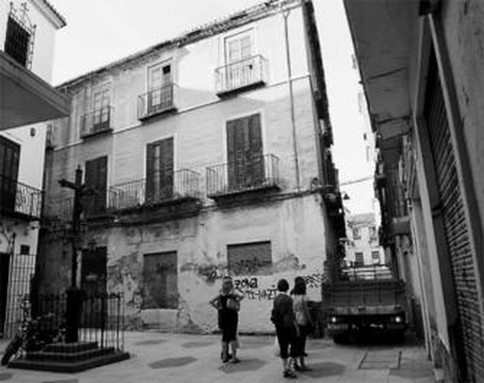 Fachada del palacete del siglo XVIII, situado en pleno centro histórico.