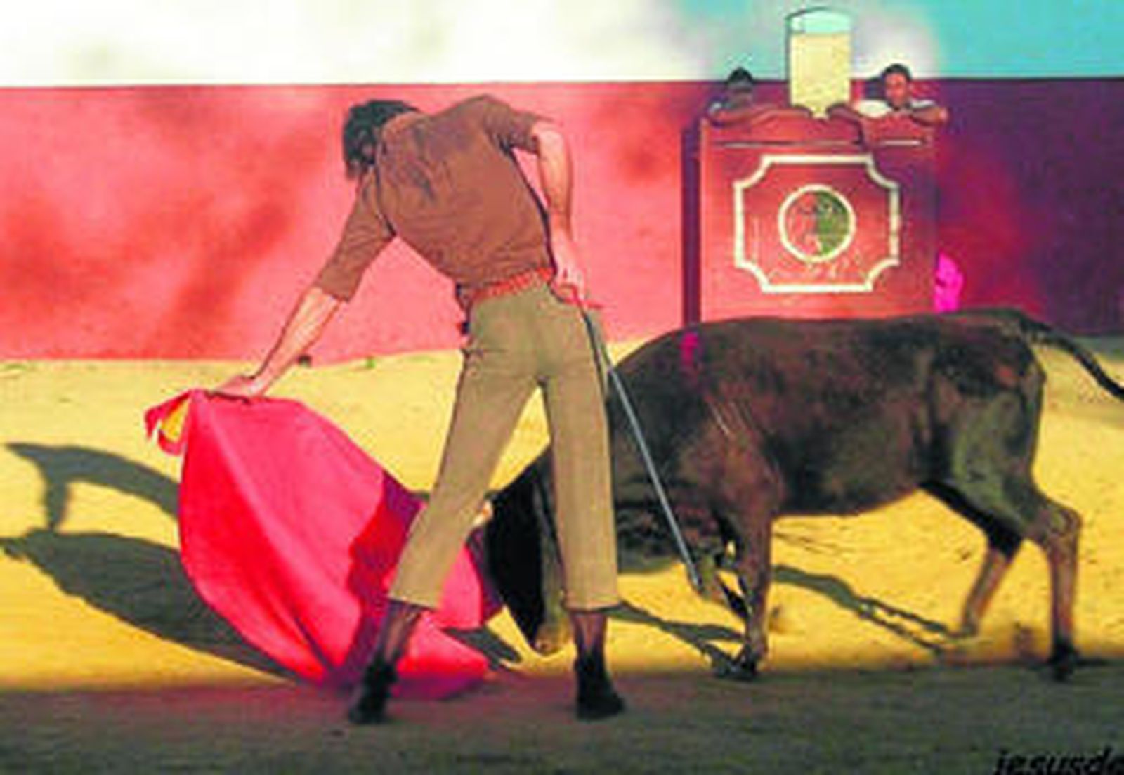 Alejandro Morilla tentando en la ganadería de Cebada Gago, hierro al que se enfrenta el domingo en El Puerto.