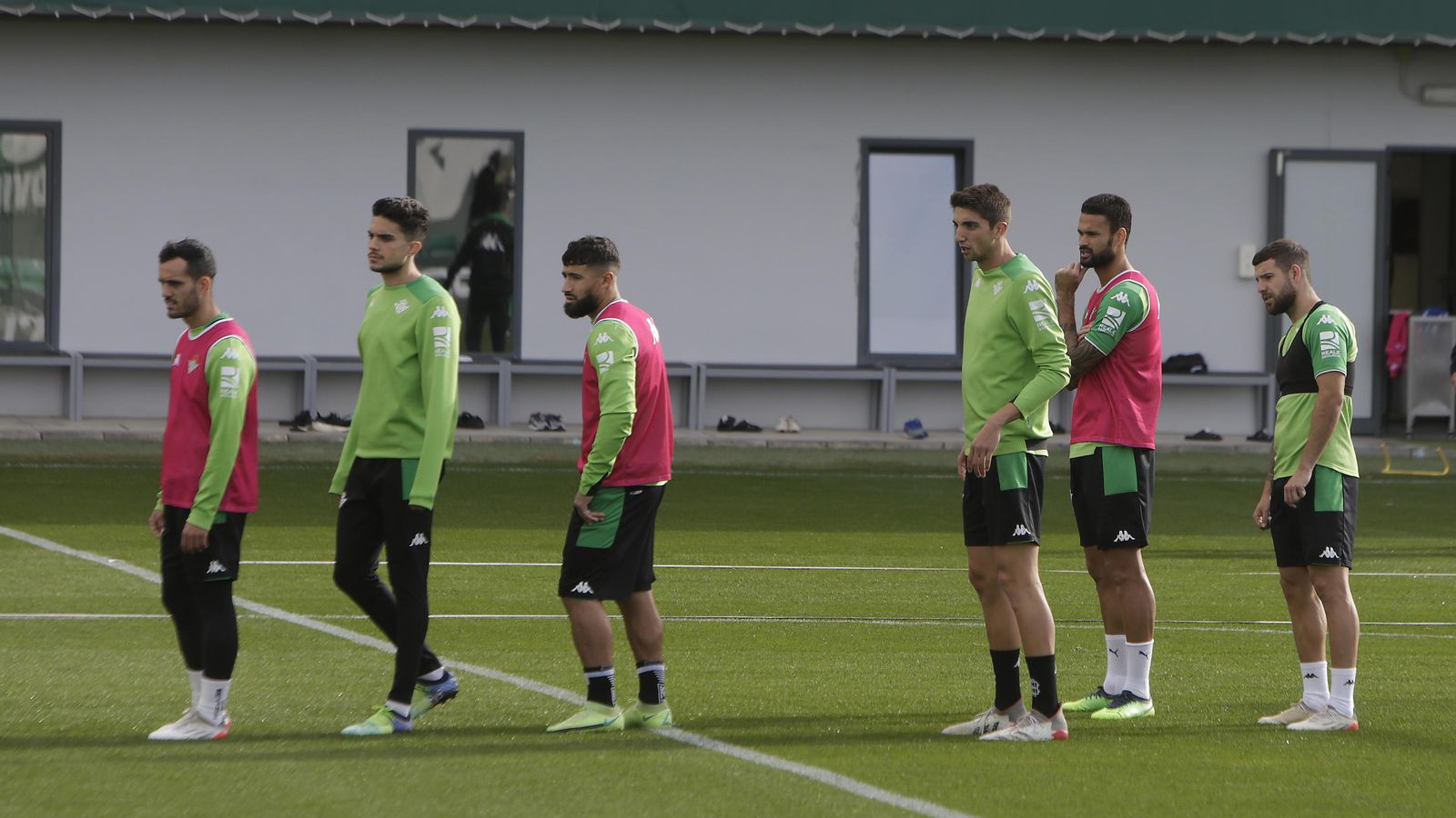 Los jugadores del Betis, en el entrenamiento.