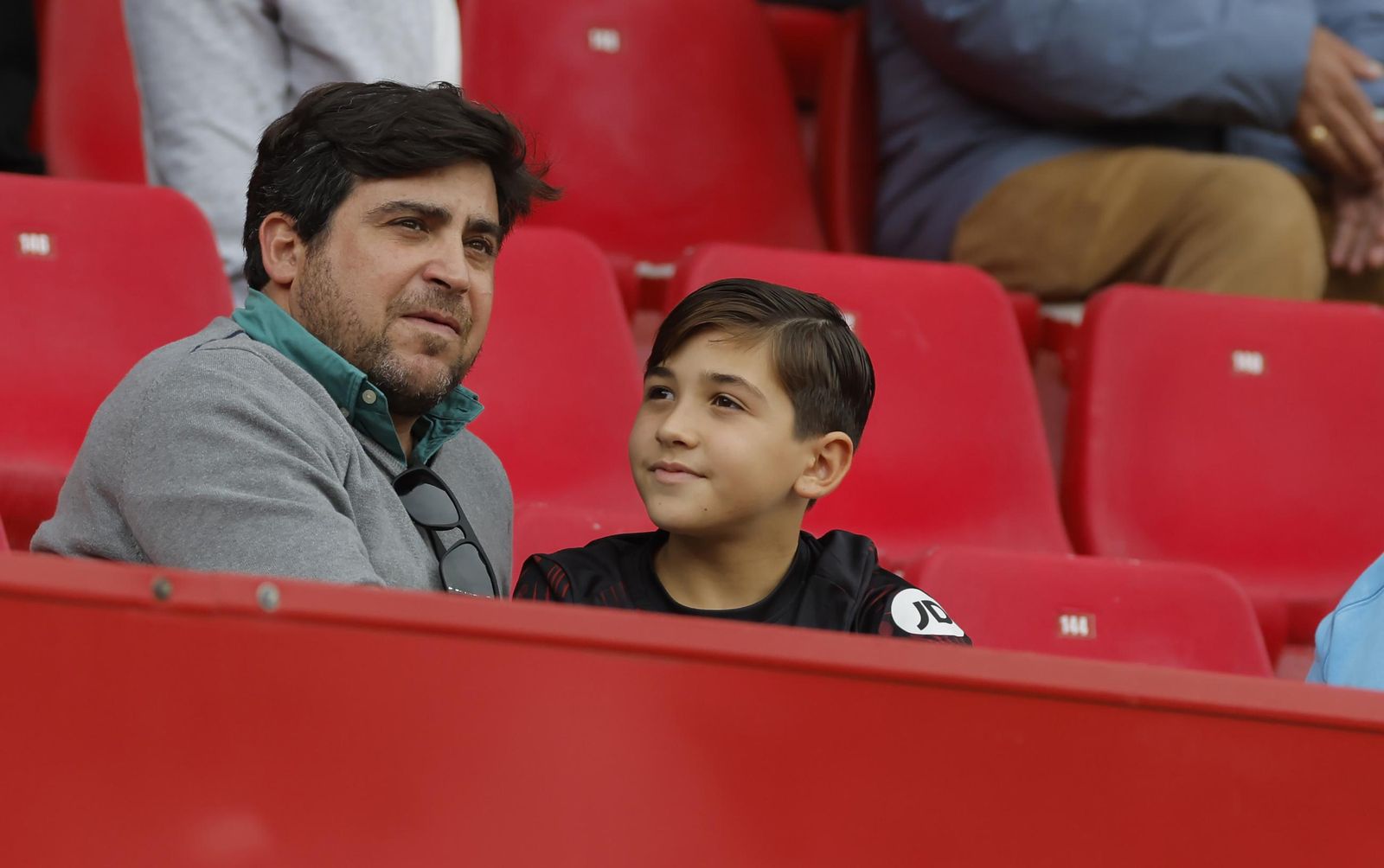 Búscate en las fotos del Sevilla fc - Rayo