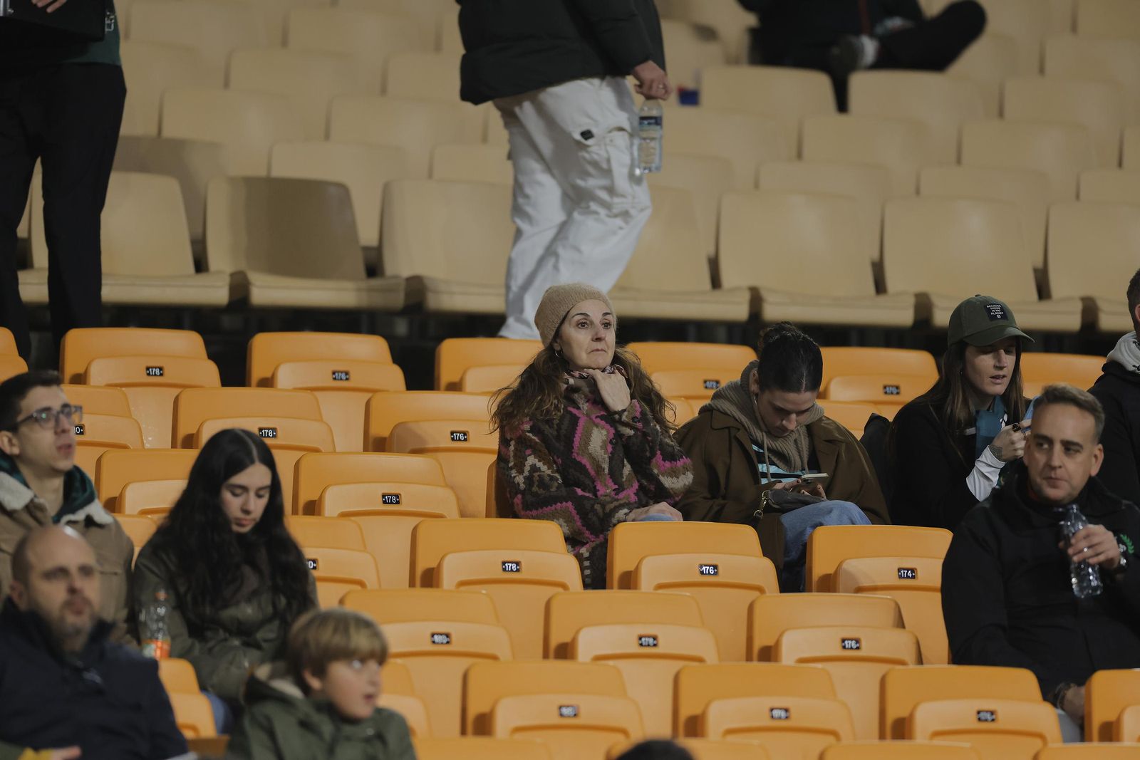 Búscate en las fotos del Betis - Utrecht