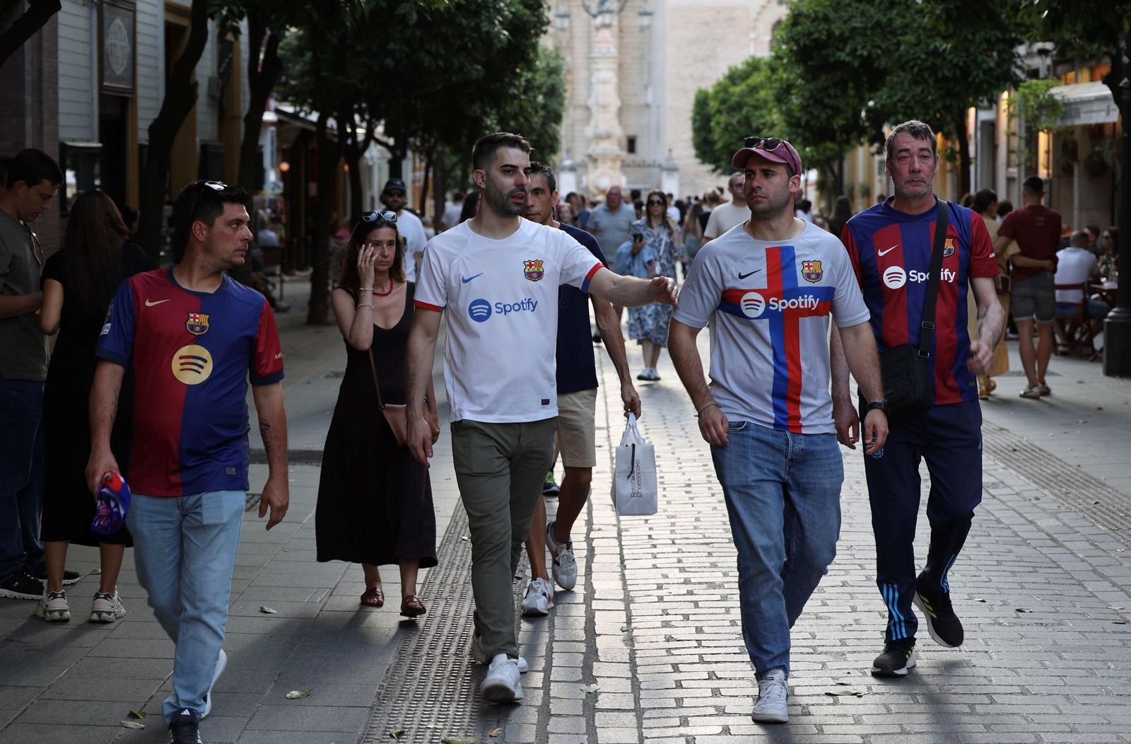 La fotos del día antes de la final de Copa Barcelona - Real Madrid