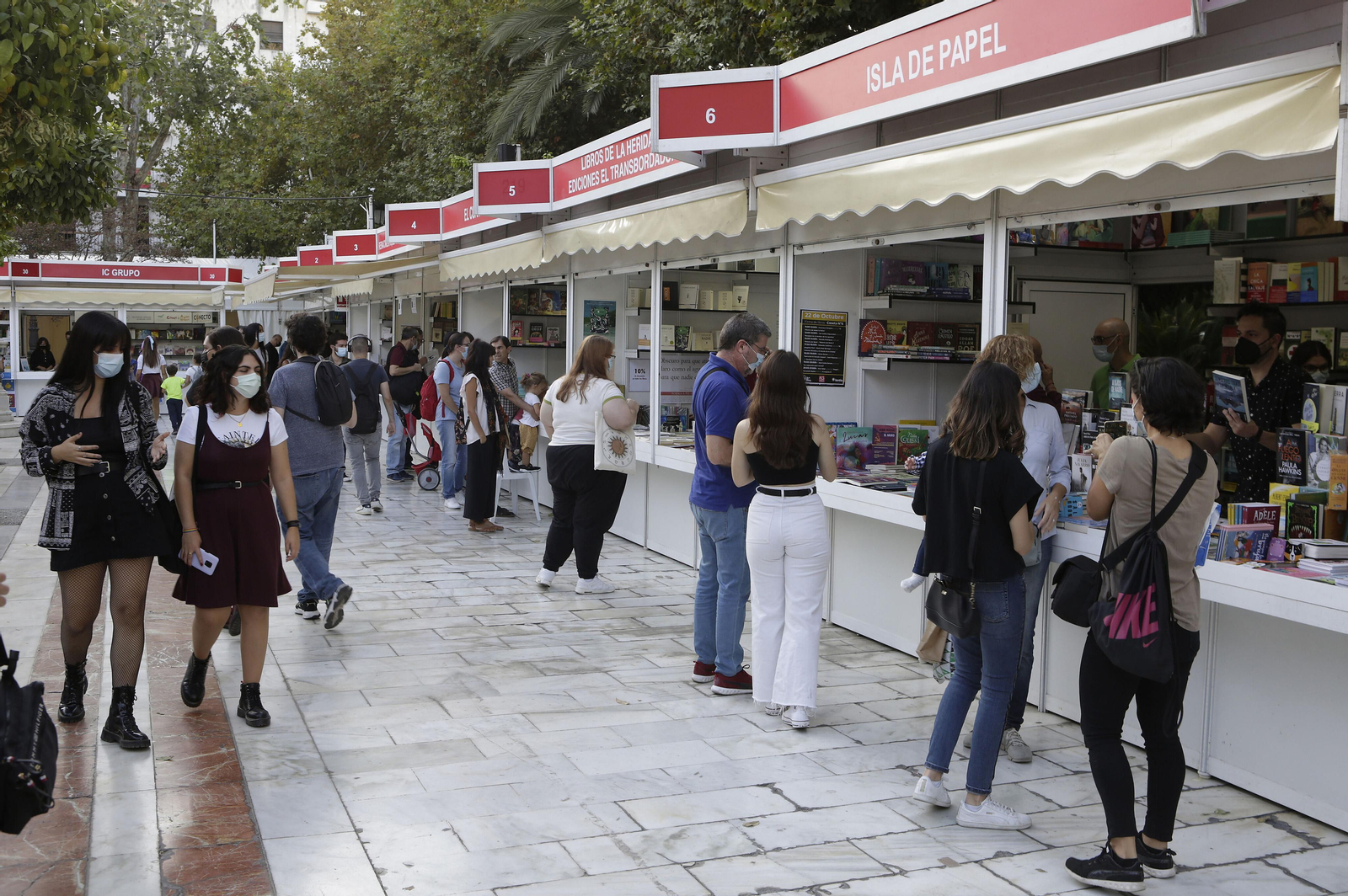 Terror y ficción en la Feria del Libro de Sevilla