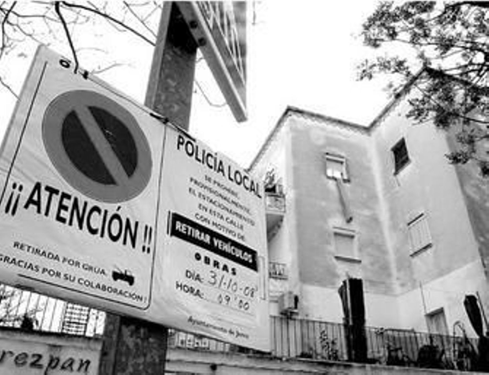 Imagen ayer del bloque de La Constancia que sufrió el desplome de un piso.