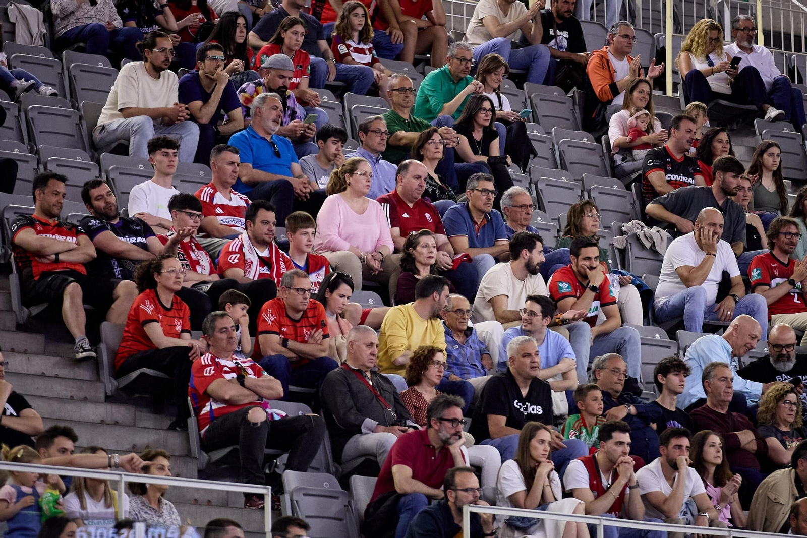 Enuéntrate en el Palacio en el Covirán Granada-BAXI Manresa