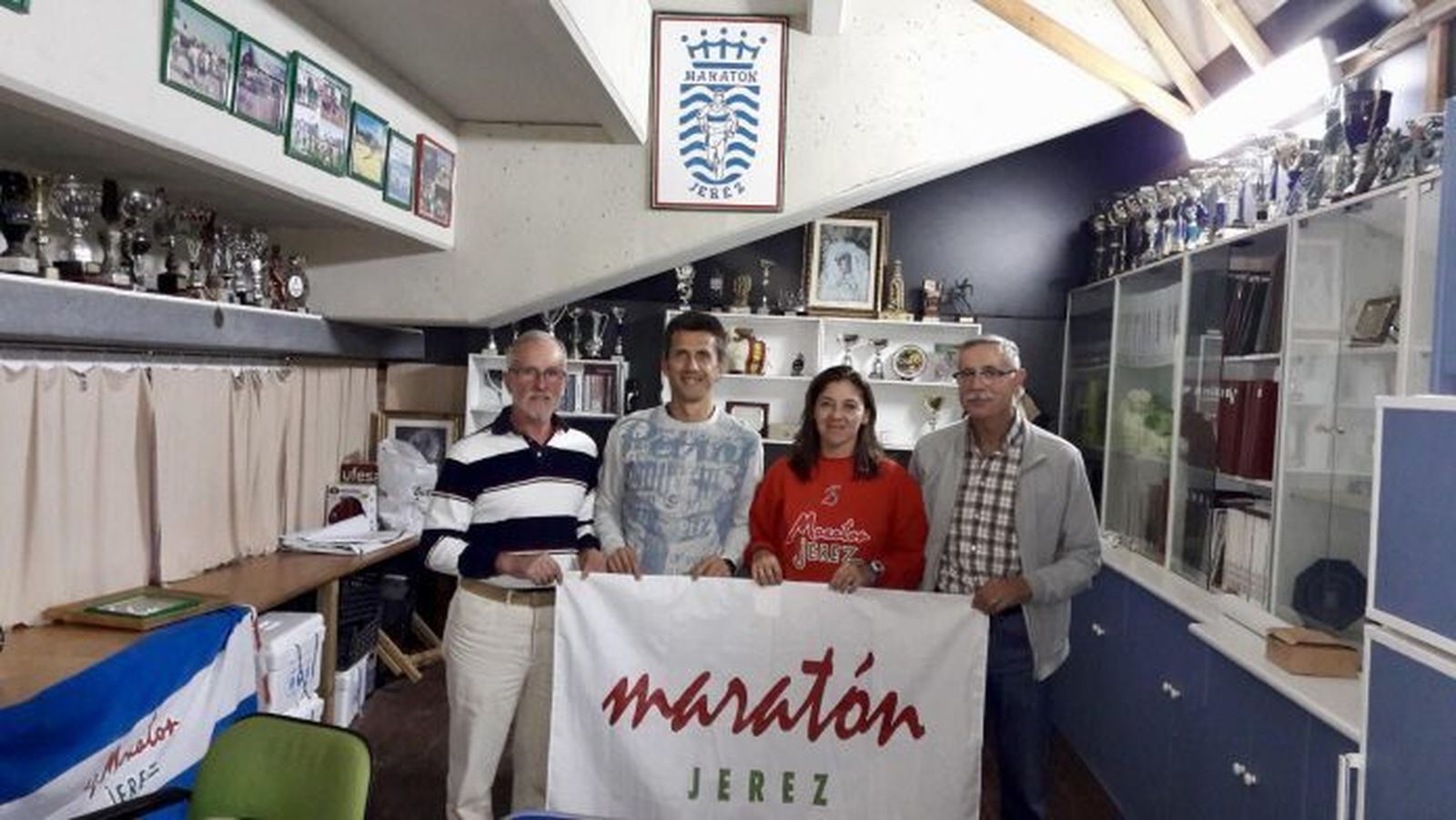 Los responsables de la AD Maratón Jerez siguen apostando por el atletismo de base.