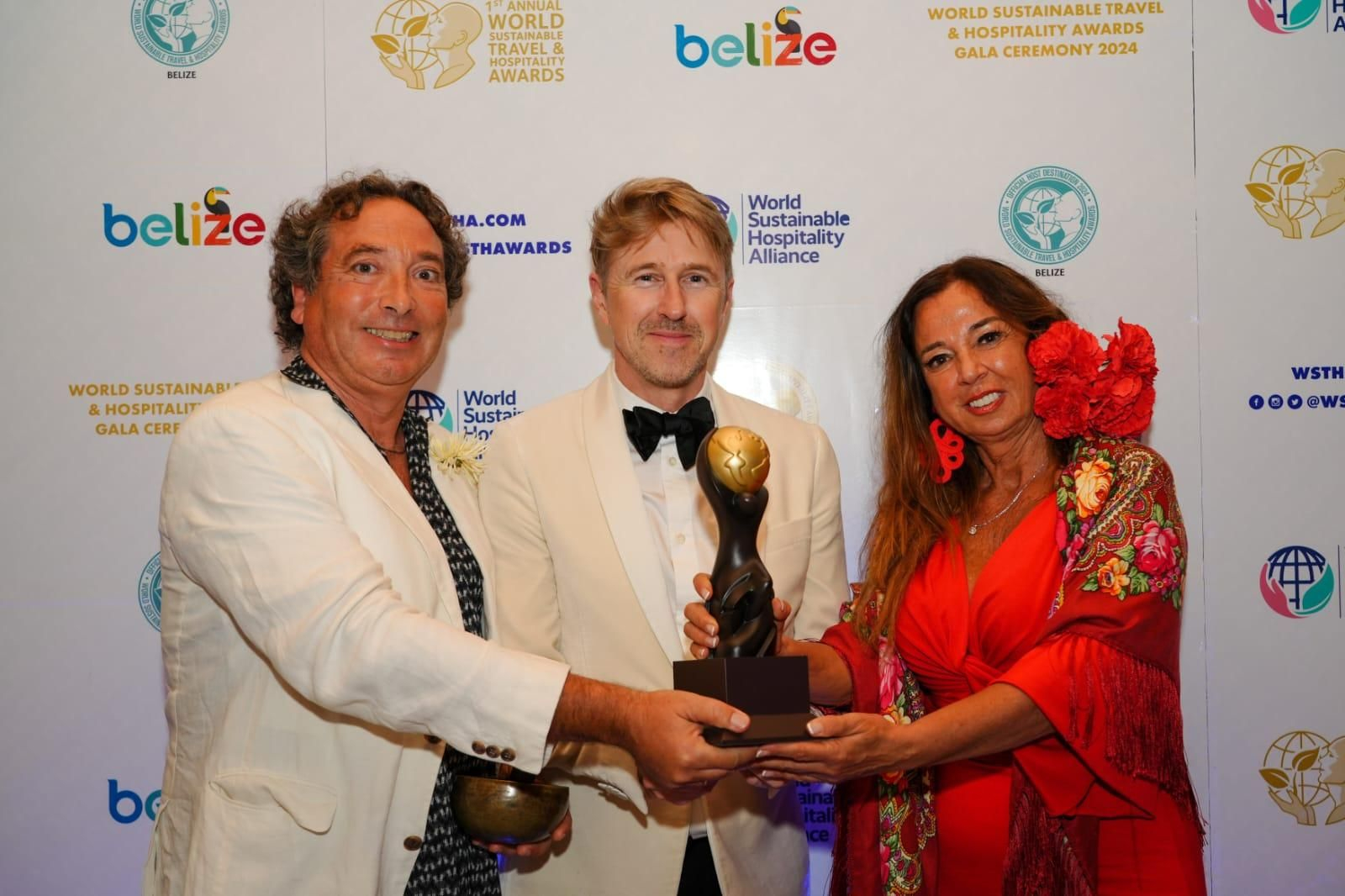 El galardón a la Hospedería de la Corte.