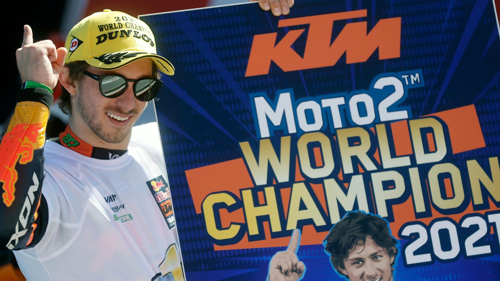 Remy Gardner se proclamó campeón de Moto2 en Valencia y da el salto al equipo Tech3 con KTM.