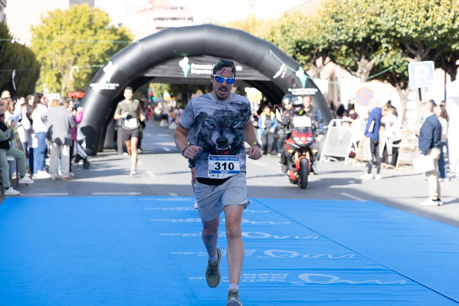 En imágenes: multitudinaria e histórica XXIX Media Maratón 'Ciudad de Jaén' y 10k en memoria de Paco Manzaneda
