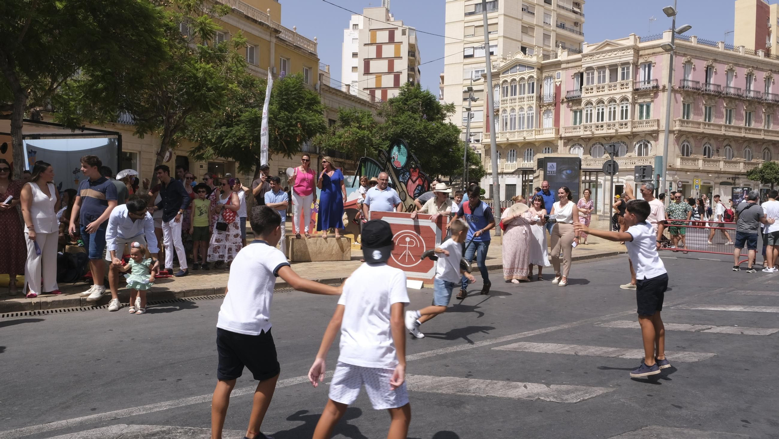 Exhibición de toreo de salón de la Escuela Taurina de Almería, en imágenes