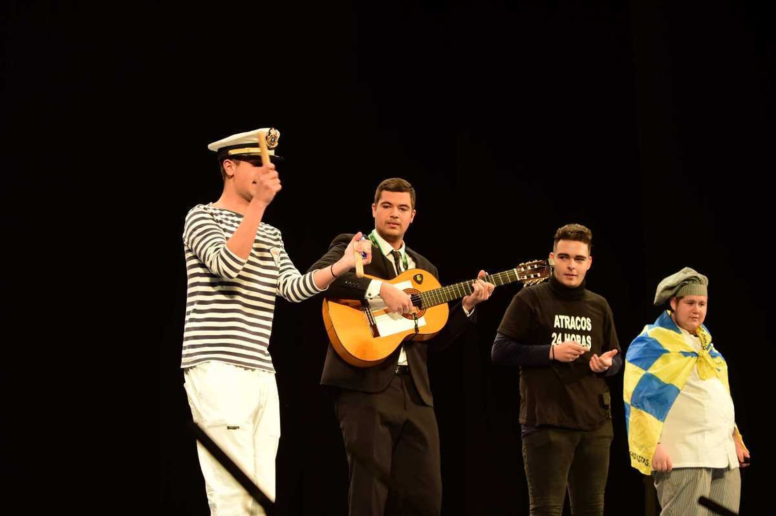 Las imágenes de la tercera función de cuartos