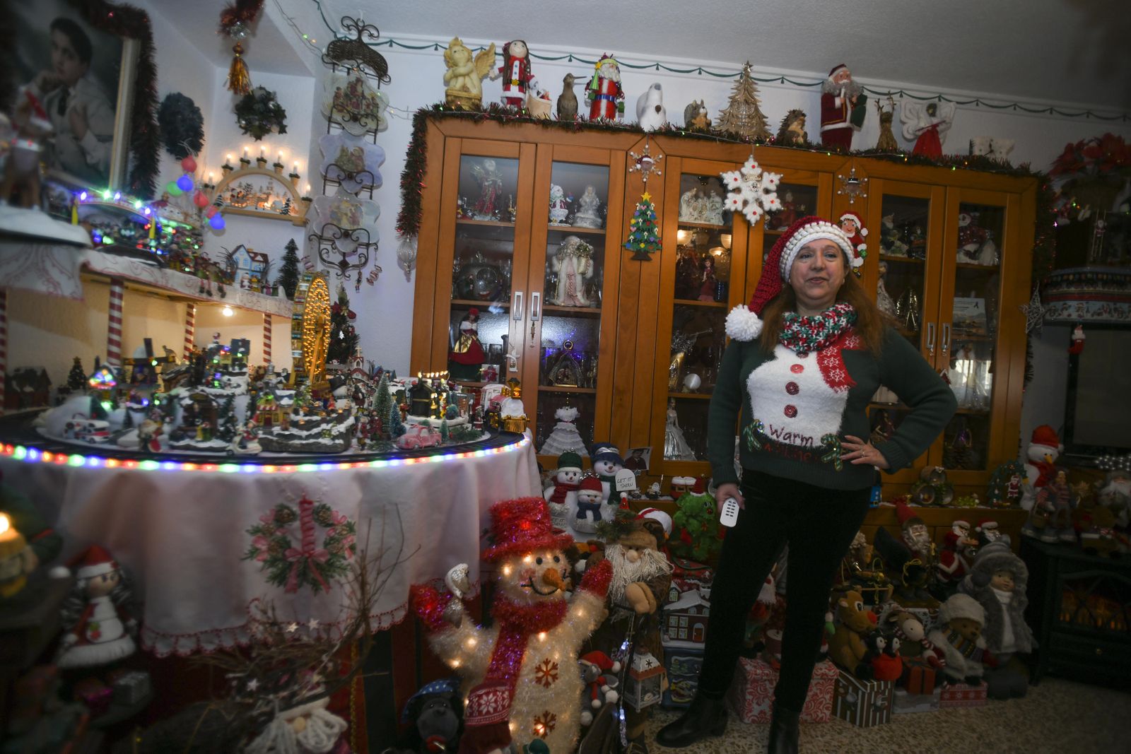 Fotos de la casa decorada por Navidad de la Mamá Noel de España