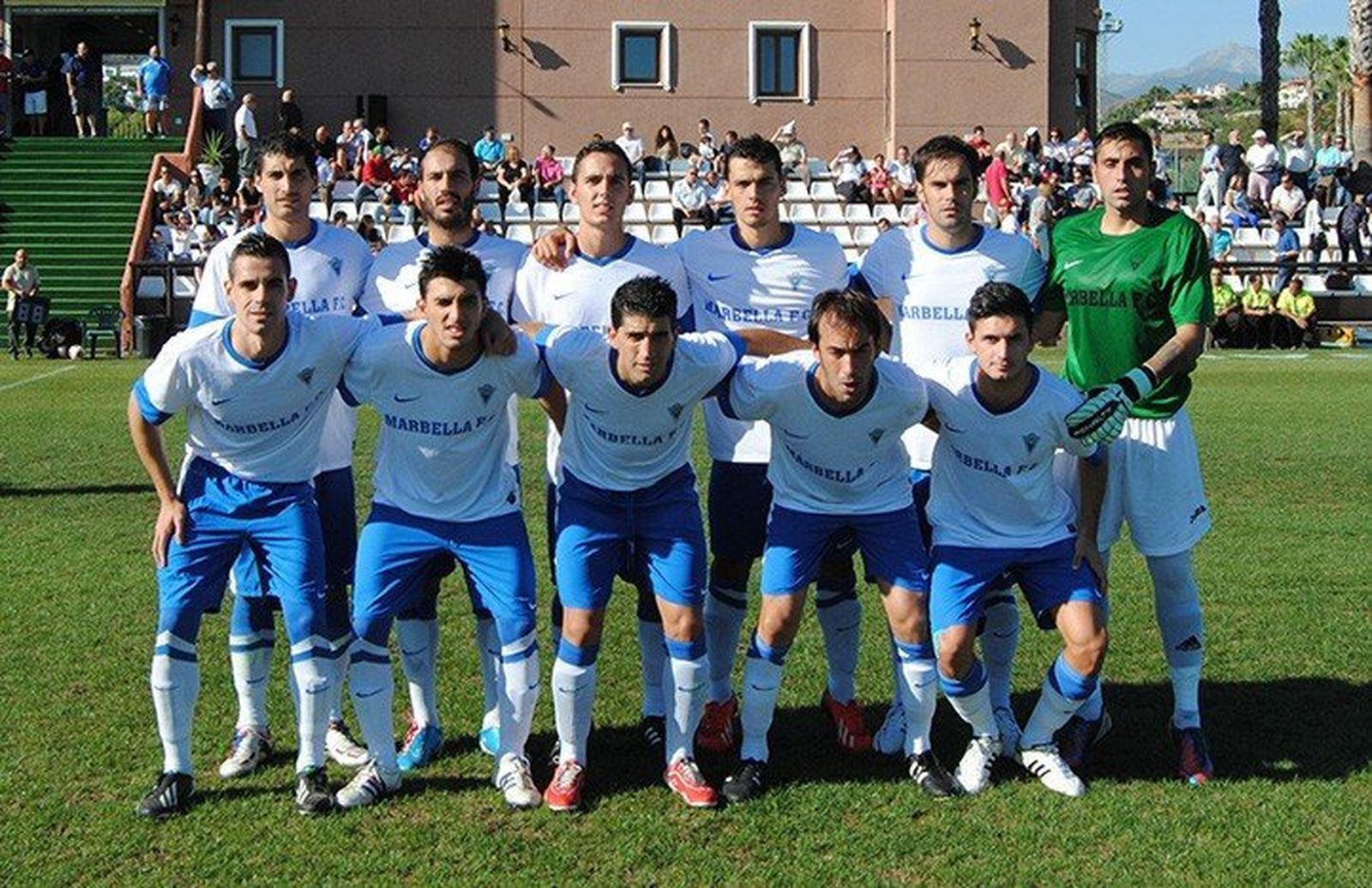 Una formación del Marbella en la presente campaña