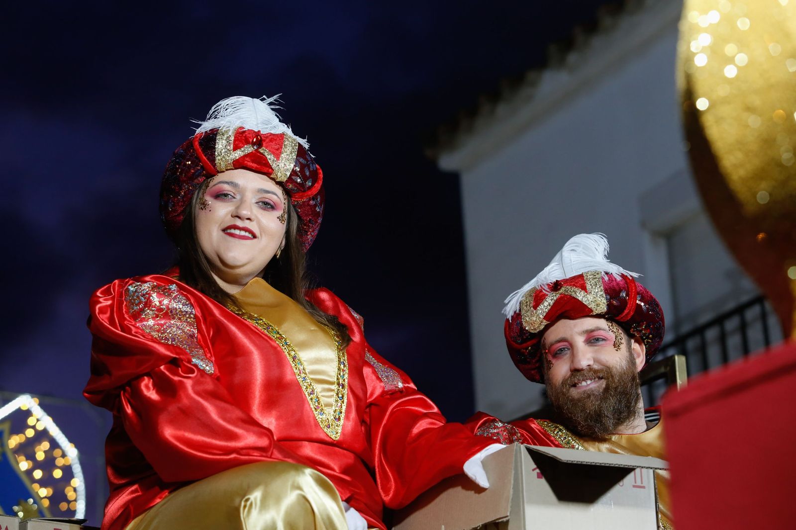 Búscate en las fotos de la cabalgata de Reyes Magos 2026 en Los Barrios