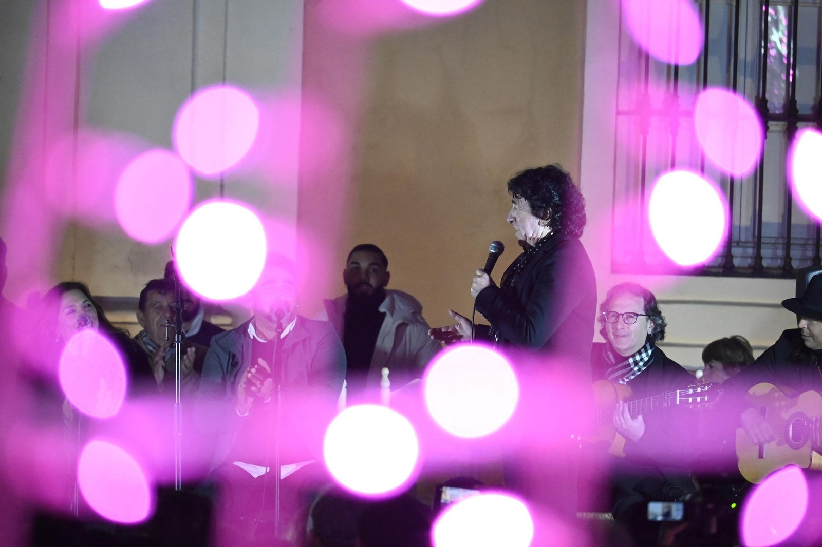 Imágenes de la zambomba en la Plaza de La Merced