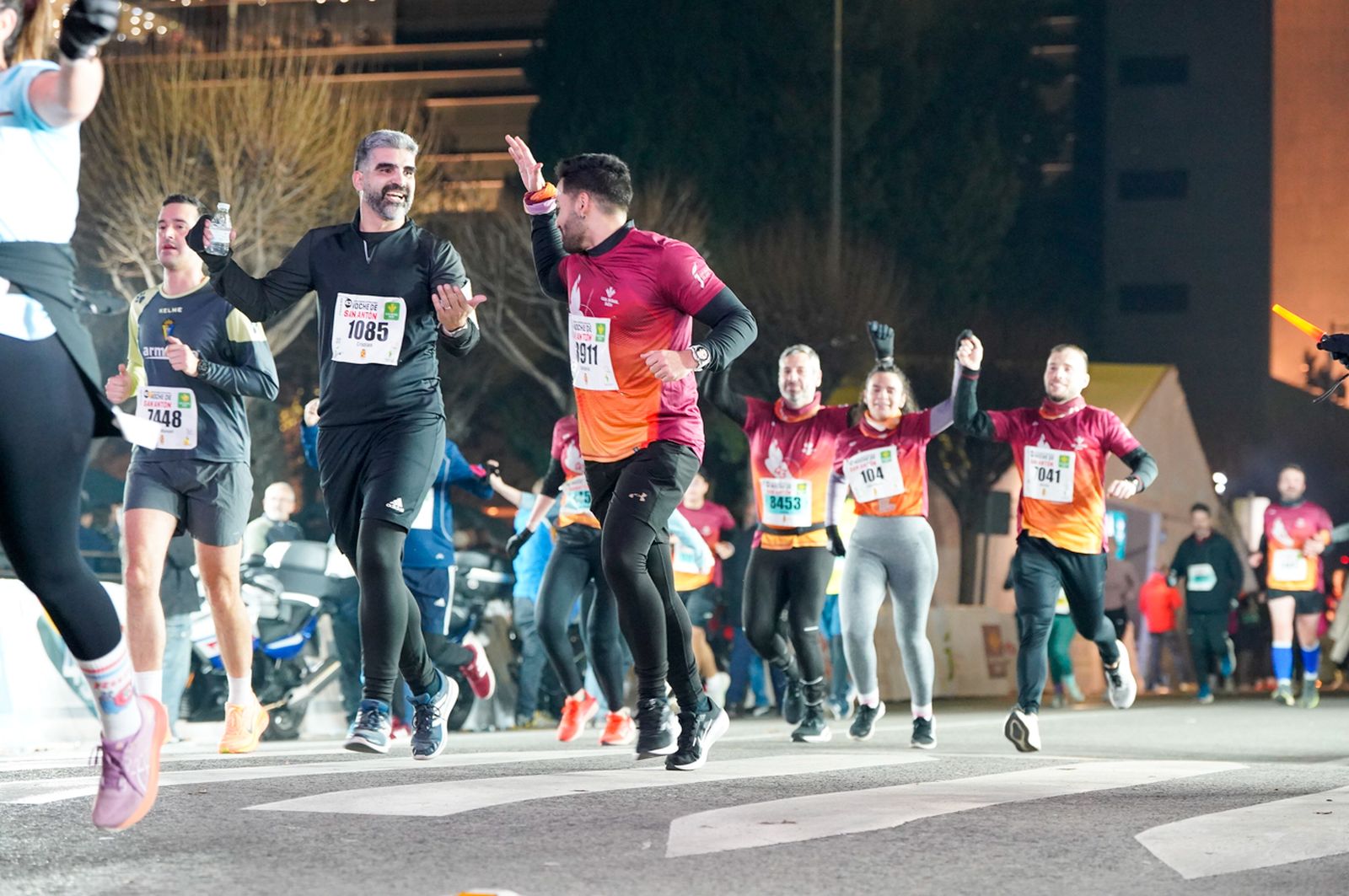 En imágenes: búscate en tu llegada a meta de la Carrera de San Antón 2026 (20)