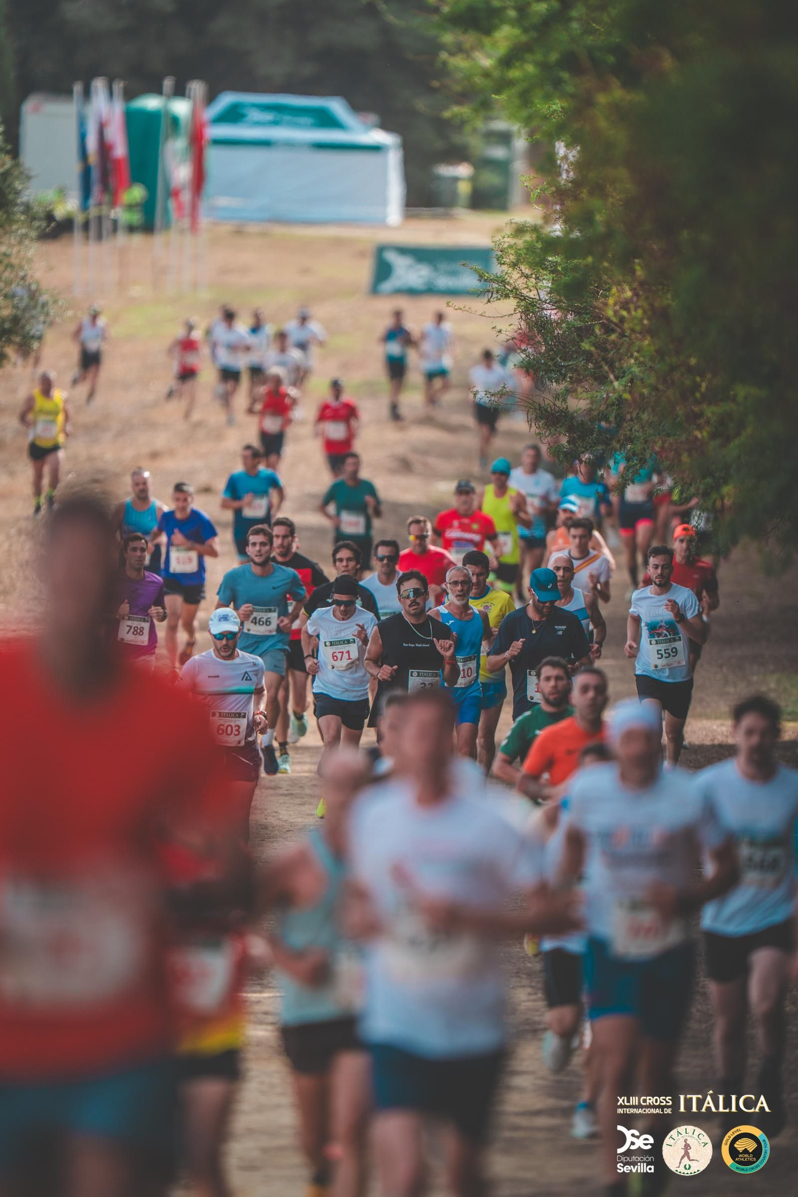 Búscate en las fotos del Cross de Itálica 2025 | 2