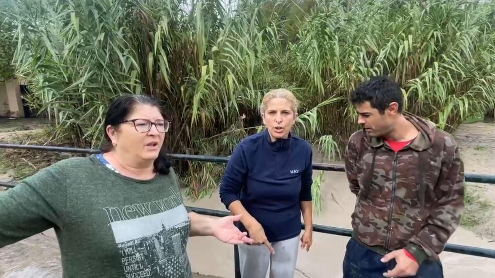 Vecinos de La Guareña. Vecinos de La Guareña.